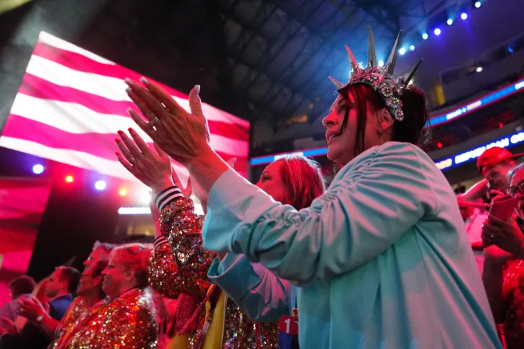 Republicans begin two-day midterm convention